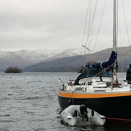 Lakeside 15 *